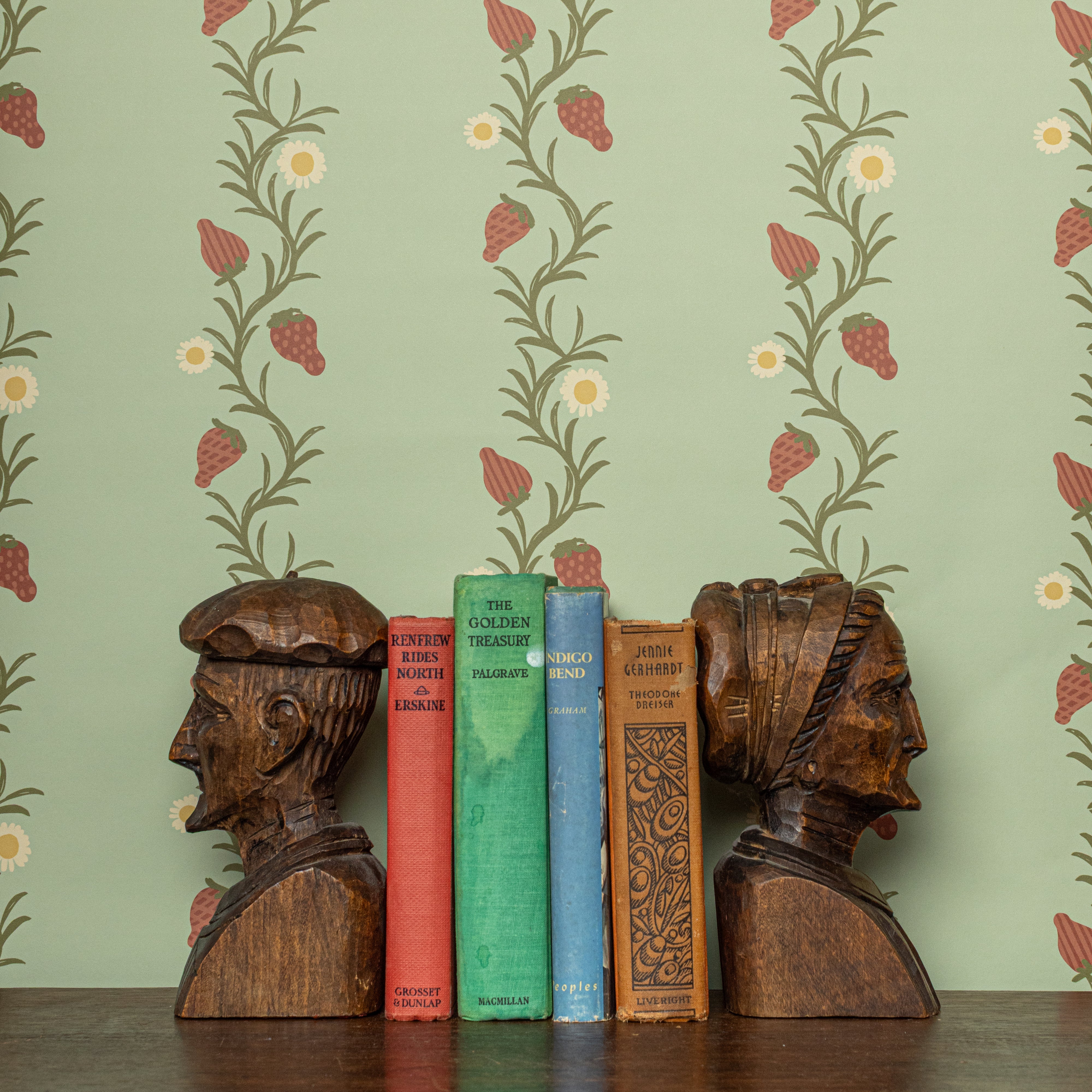 Strawberry vine wallpaper