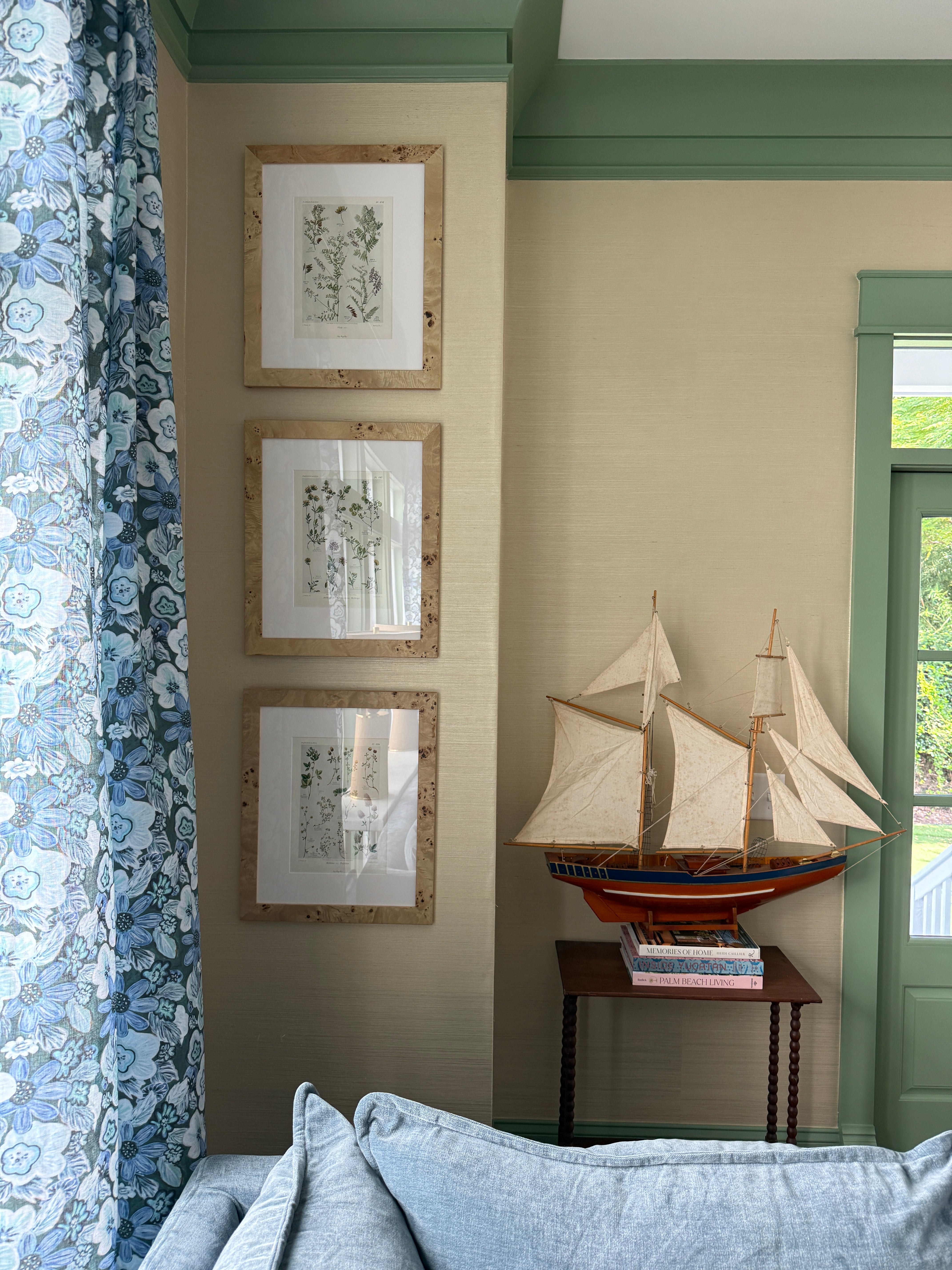 Grasscloth wallpaper by Gray Benko Home