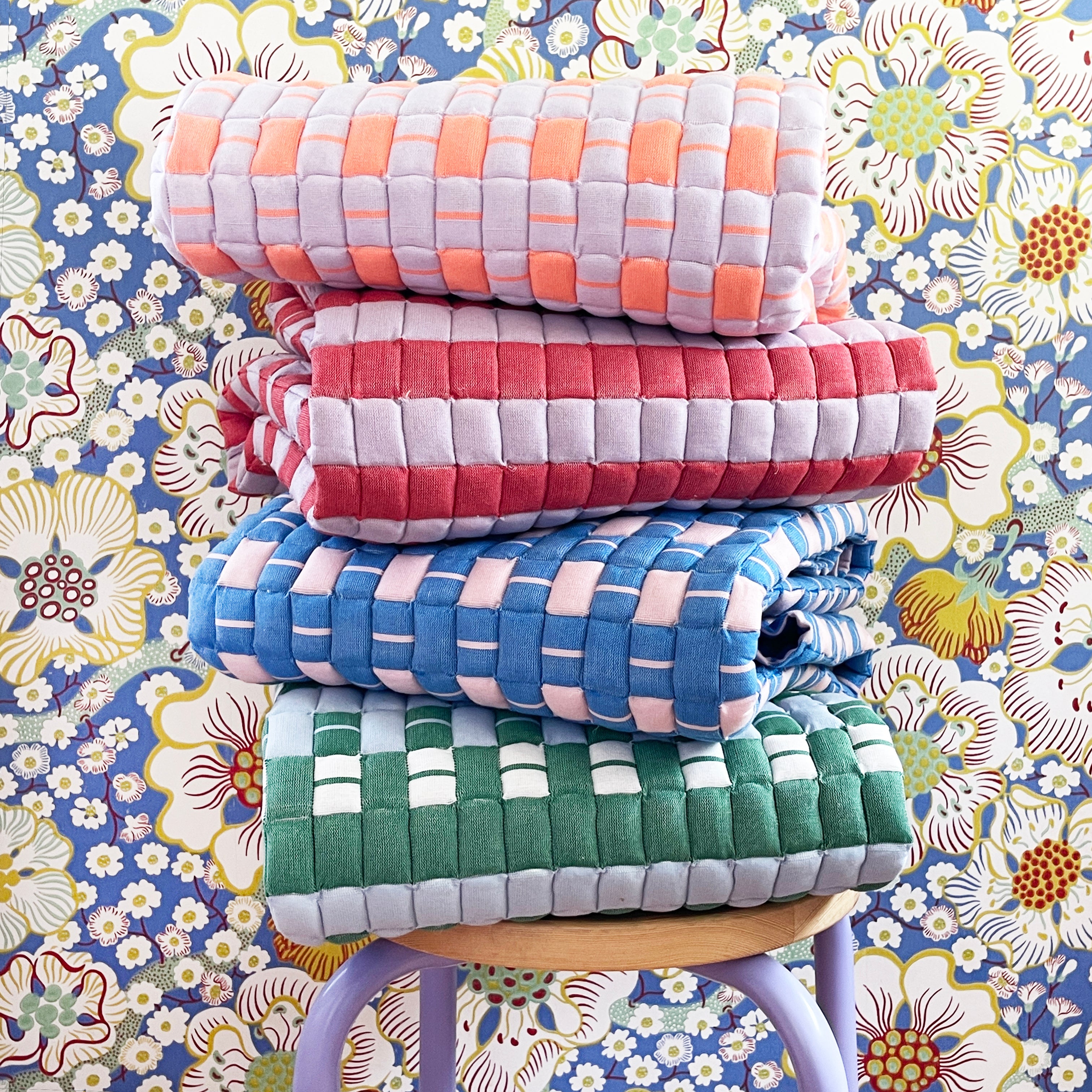 Quilted Sujani Throw Blanket - Pastel Lilac and Neon Orange – GRAY
