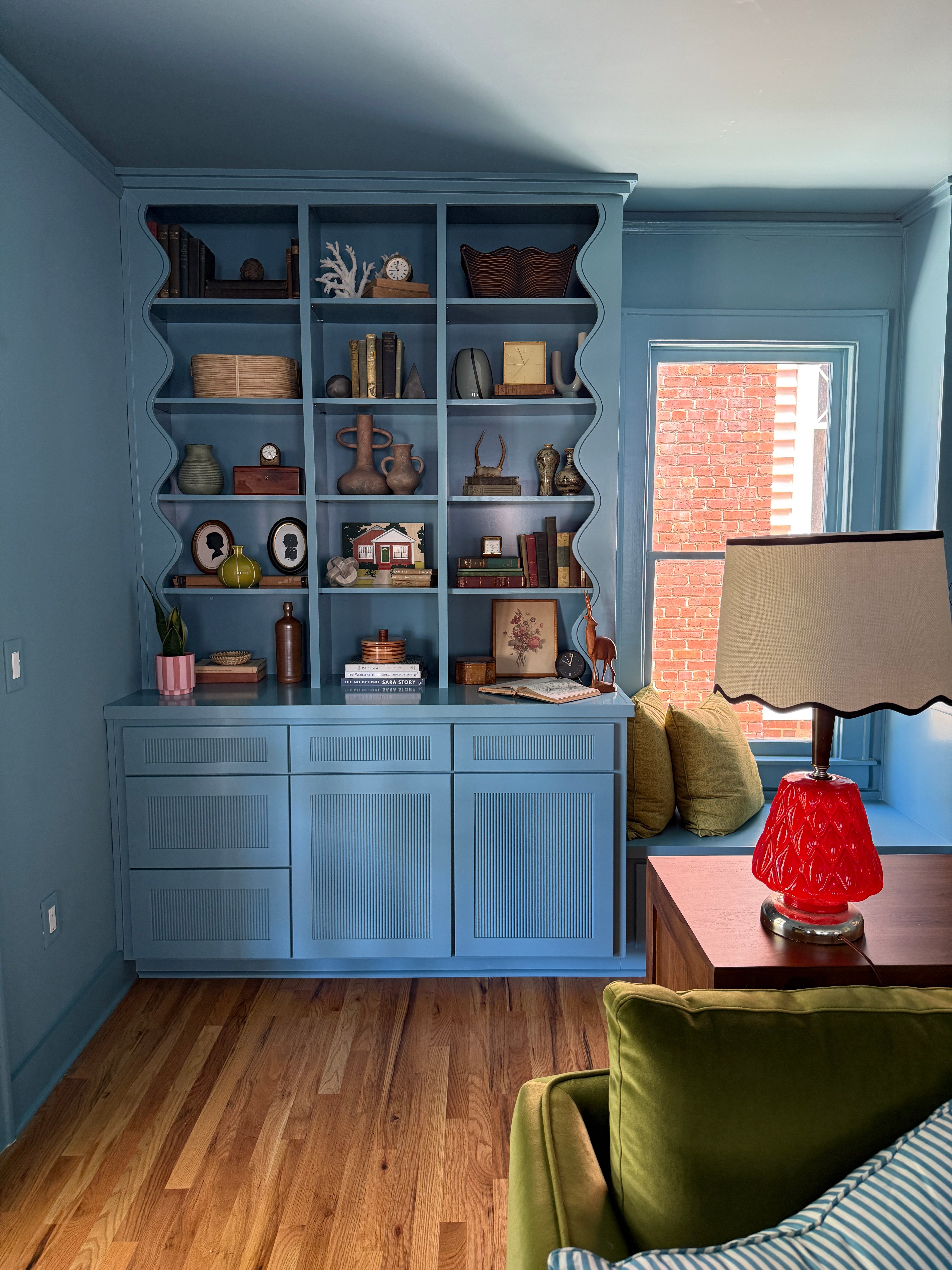 The Elliot Home - Anything But Gray – GRAY BENKO